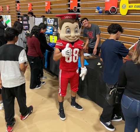 Future Saint Night brings future freshmen together